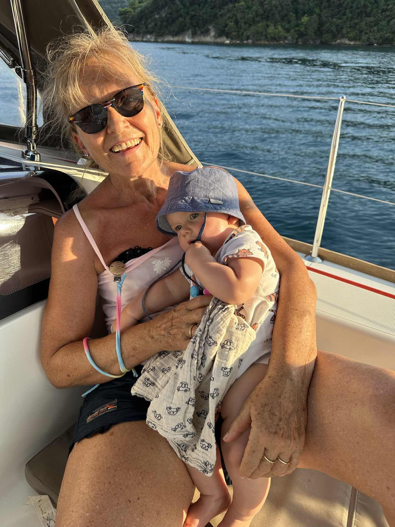 Eli’s first sail 👶 _D86364E3-0831-4DEC-88B8-9EF5EE04B8B8