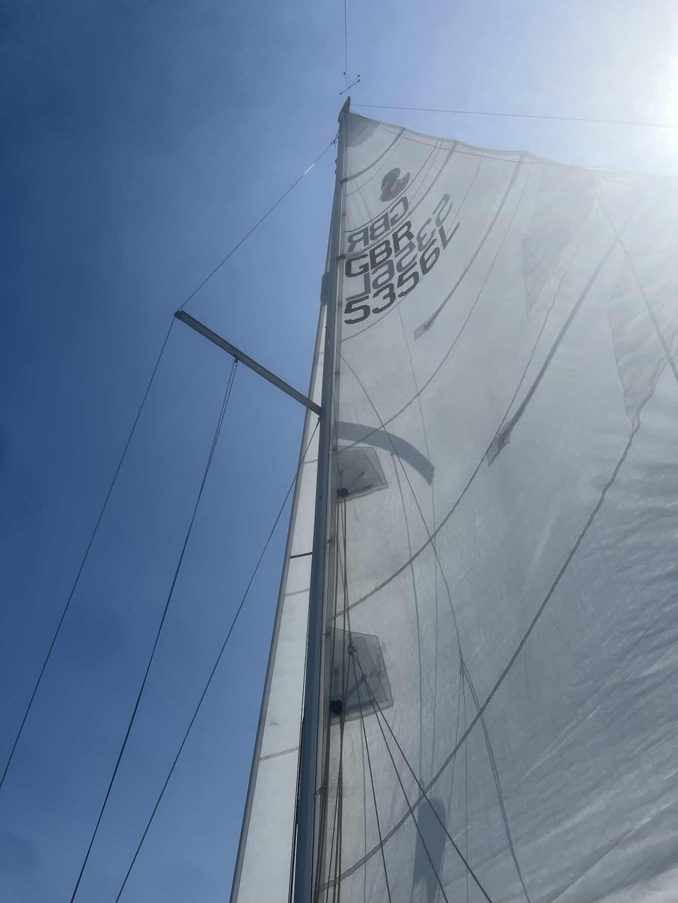 Lazy Sail_21306089-1CF1-44D5-BC71-765217AC1DA3