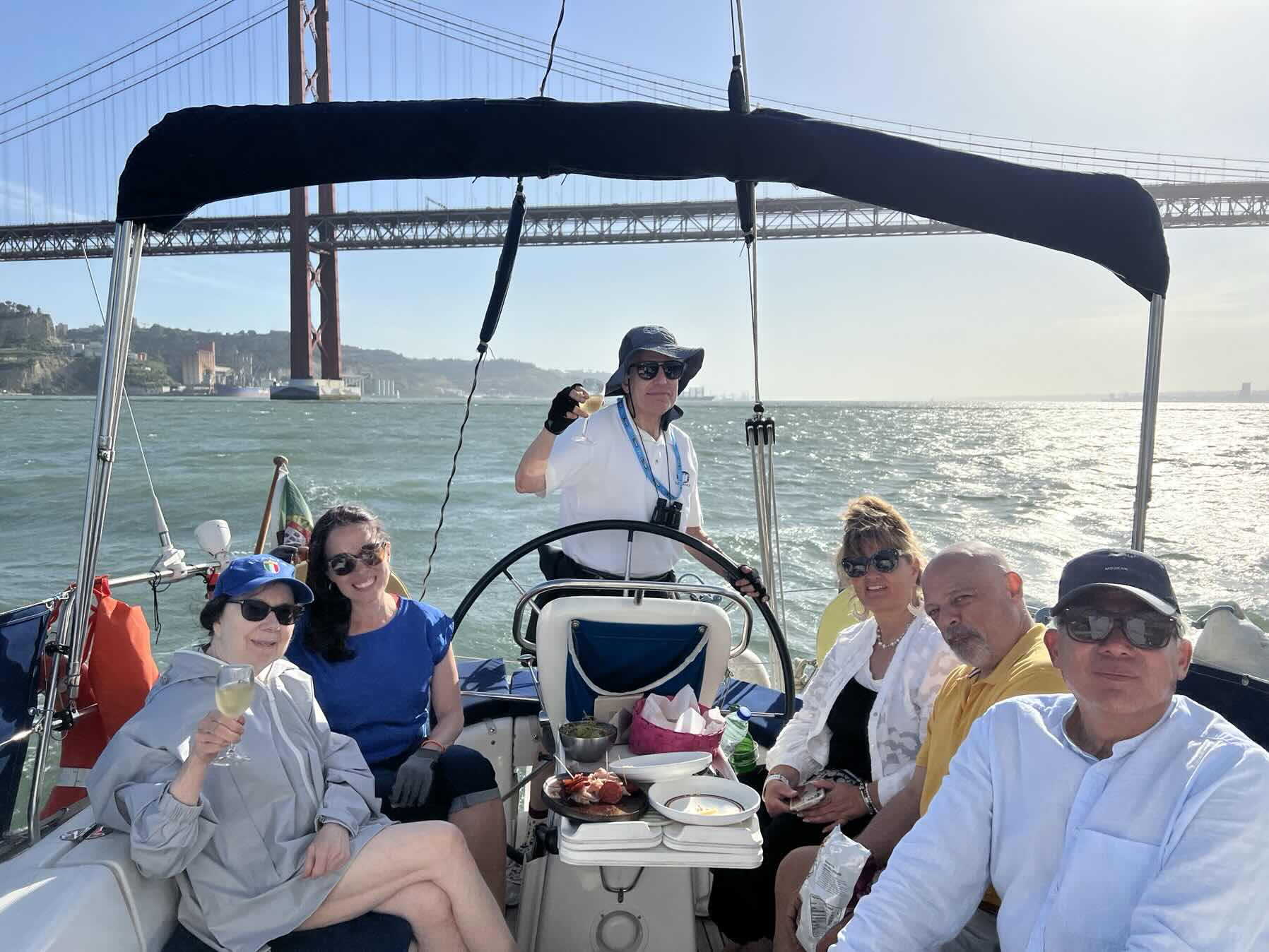 Lisboa harbour sail_823CA1D4-79E2-45C1-BFB2-6F4F7494B3EE