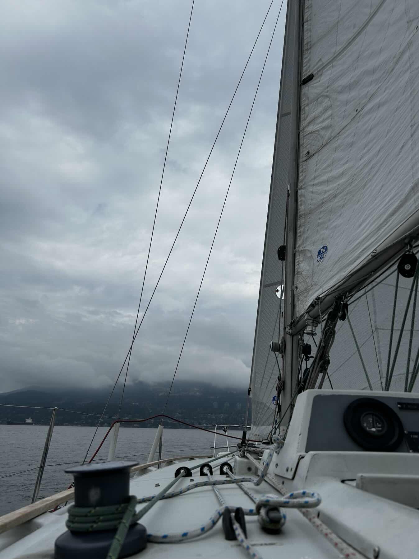Day sail in English Bay_9A531233-C0F6-4EF9-B028-74776DB30819