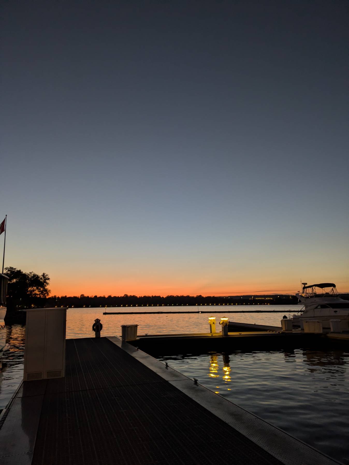November evening harbour sail_AFEB70CB-8E1D-4615-B100-6EA71E5EB360