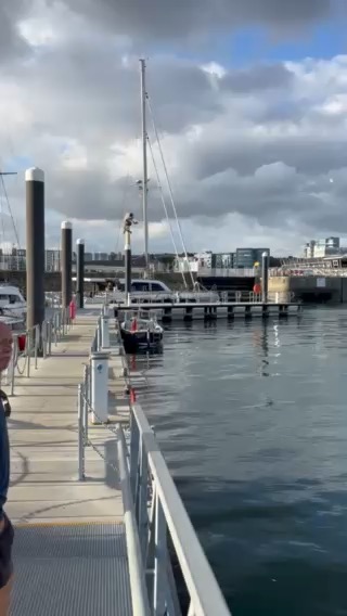 Using the new Mayflower Visitors Pontoon_7E75FDE7-41FA-4131-8A1D-B994CE39A662