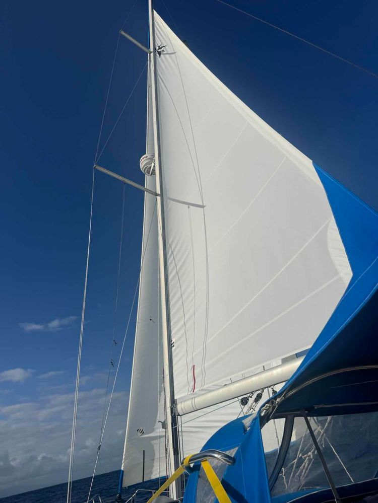 Voyage photo from Rousseau, Dominica to Saint Pierre, Martinique