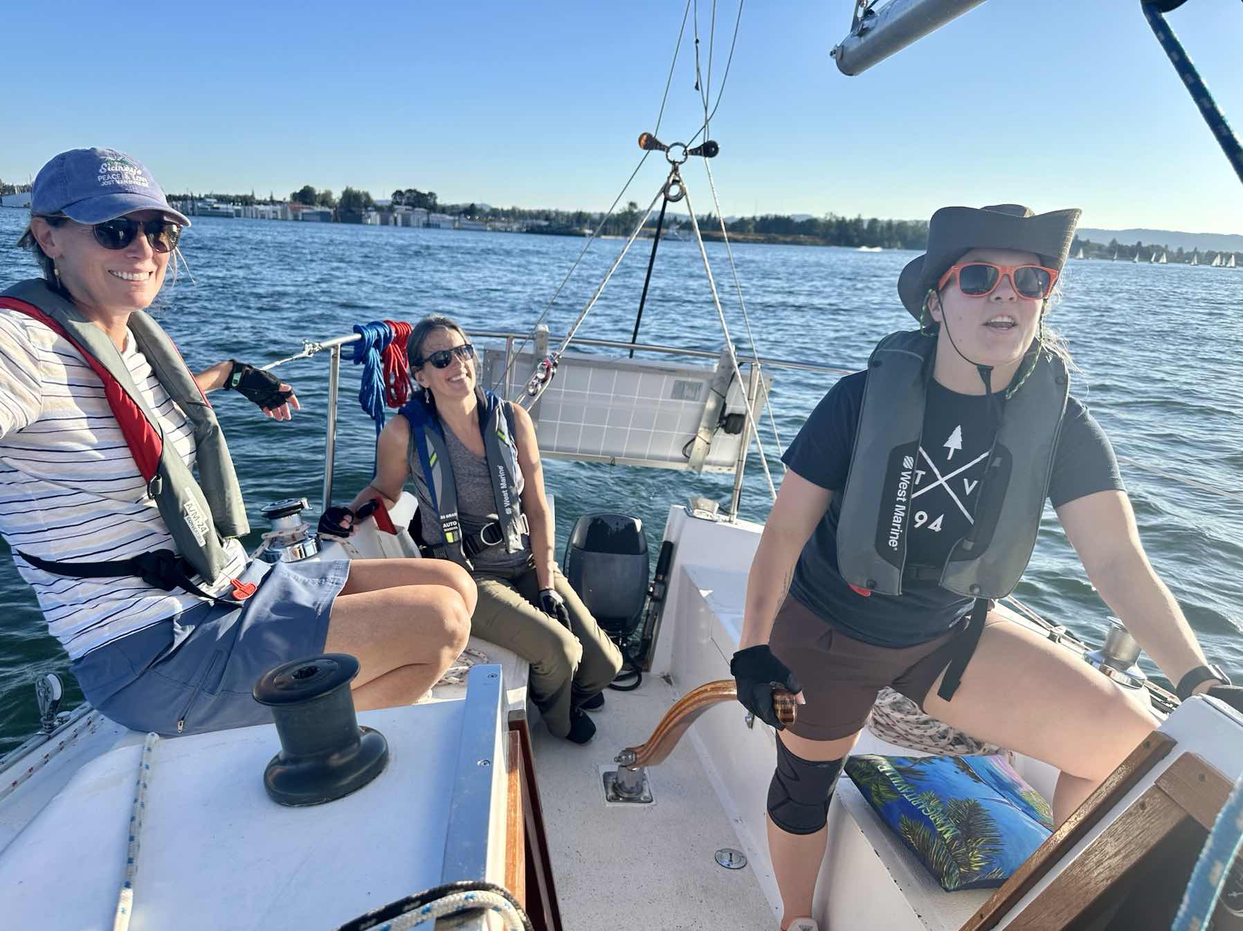 Thursday night sail on Calypte_3B2EE276-E465-42FE-BAFC-ACED1A5A2089
