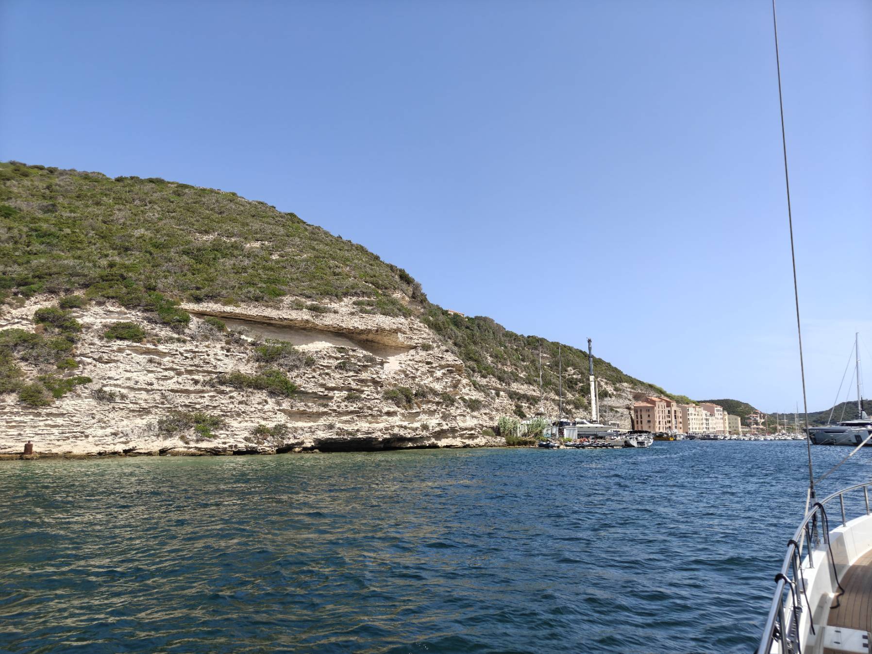 Voyage_D5AAAEB3-4CB0-4C81-9C8B-0322DD611C67