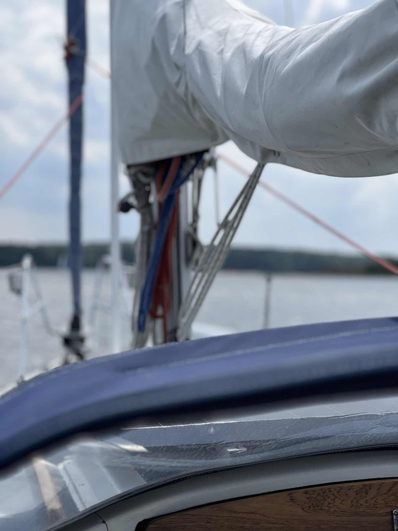 Trave river sailing trainig. Bft 4-to-6_6C423C98-AAAB-4318-87BD-EC3C2A5595A5