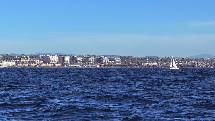 Voyage photo from 25° Keel