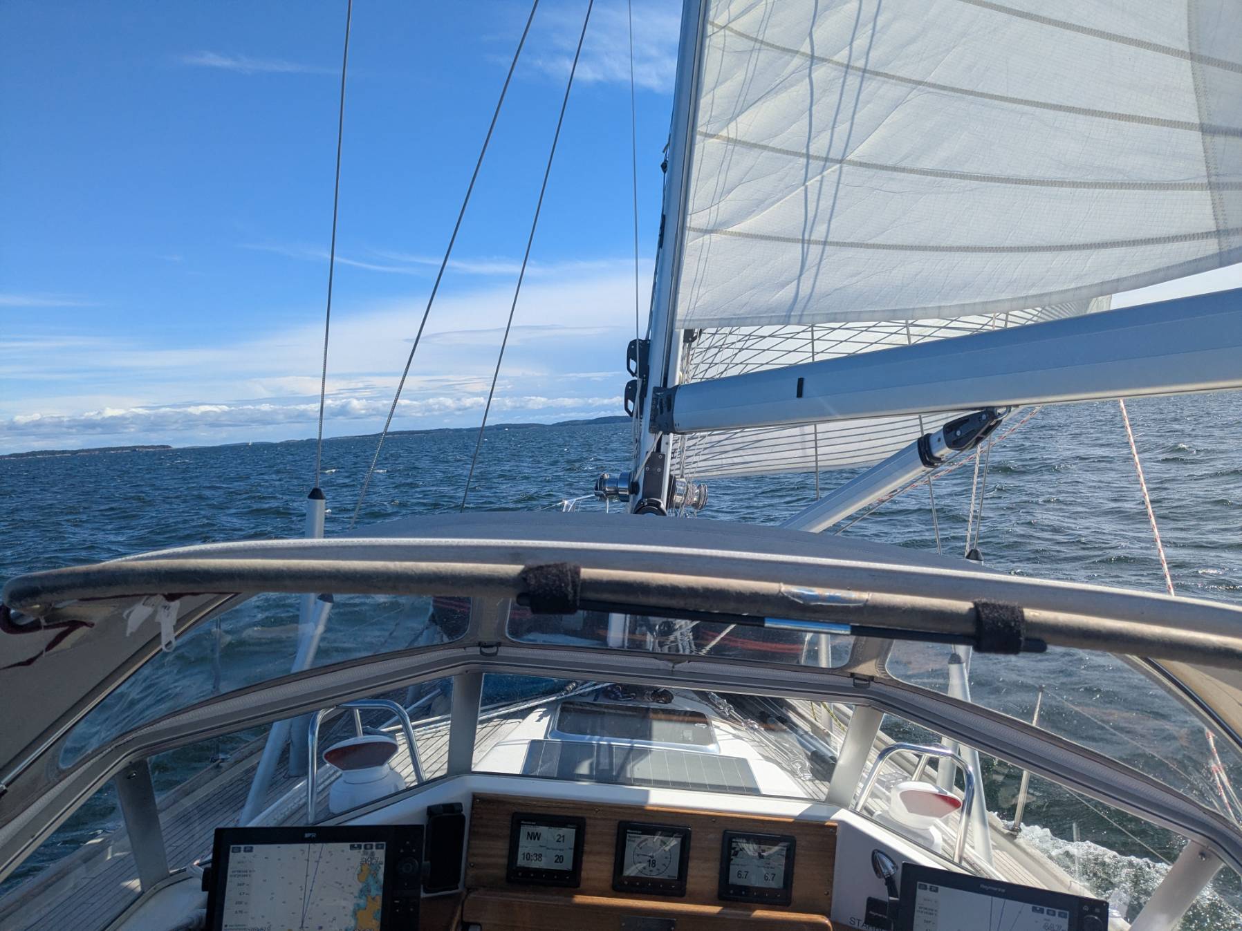 To Ornö_0D4F4F5D-D5FA-4717-A2B5-33E4C8E98E23