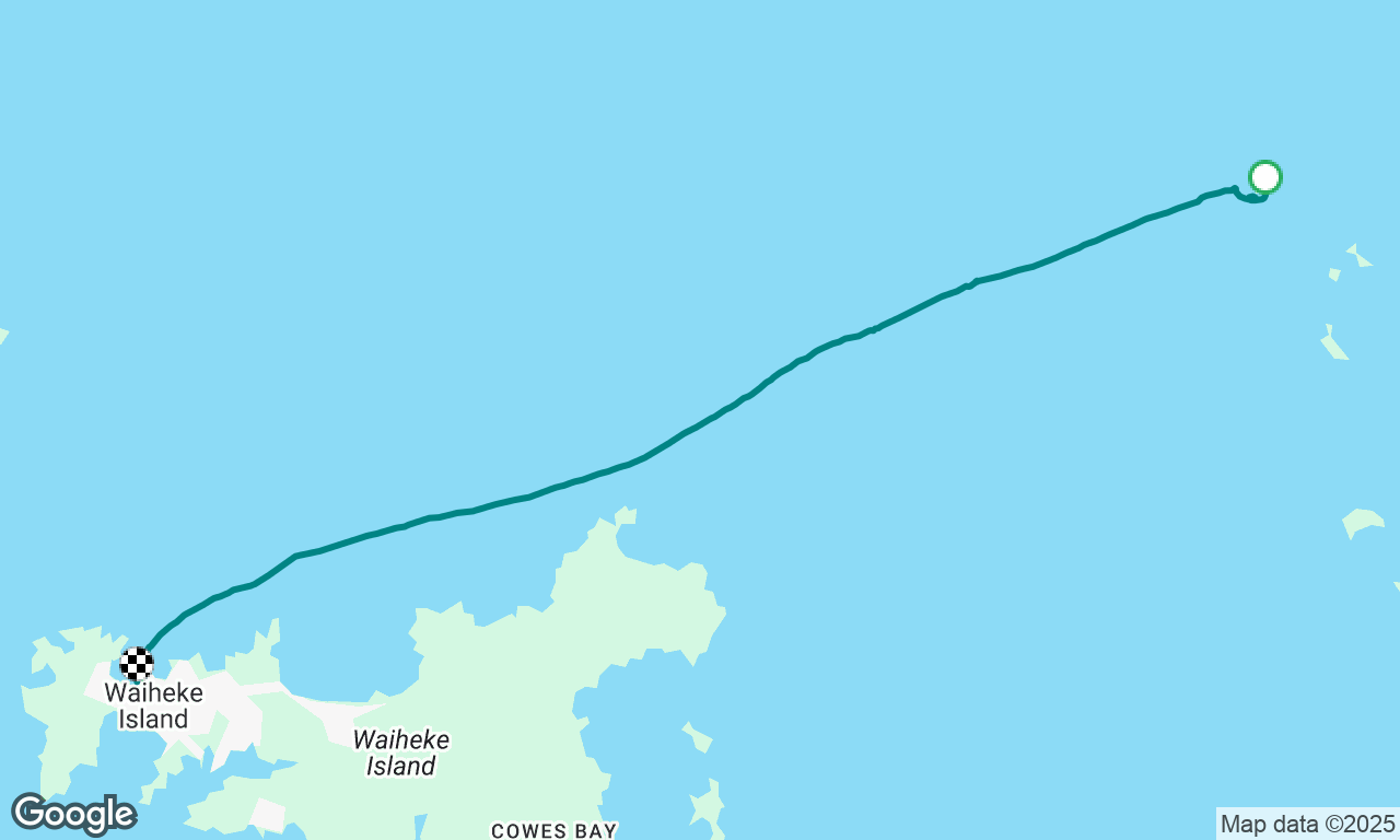Sailing back from Elephant Cove to Little Oneora (Waiheke)