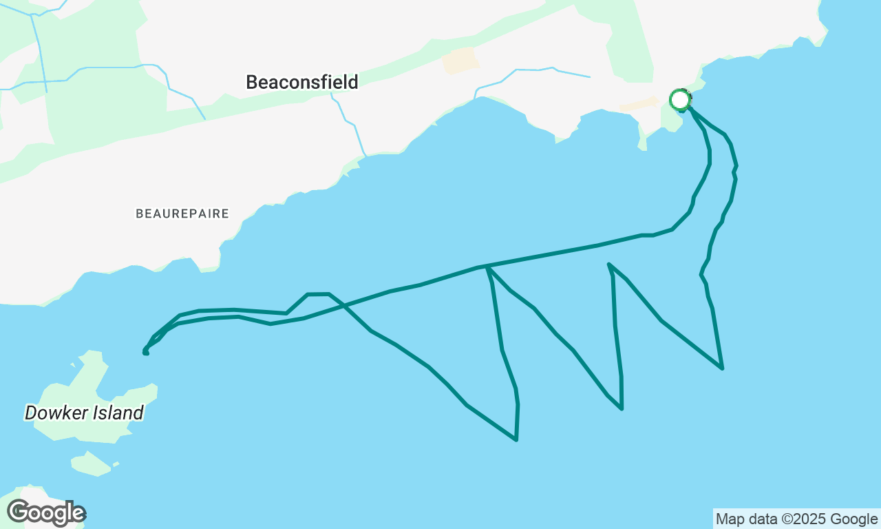 Sail up to Dawker for lunch 