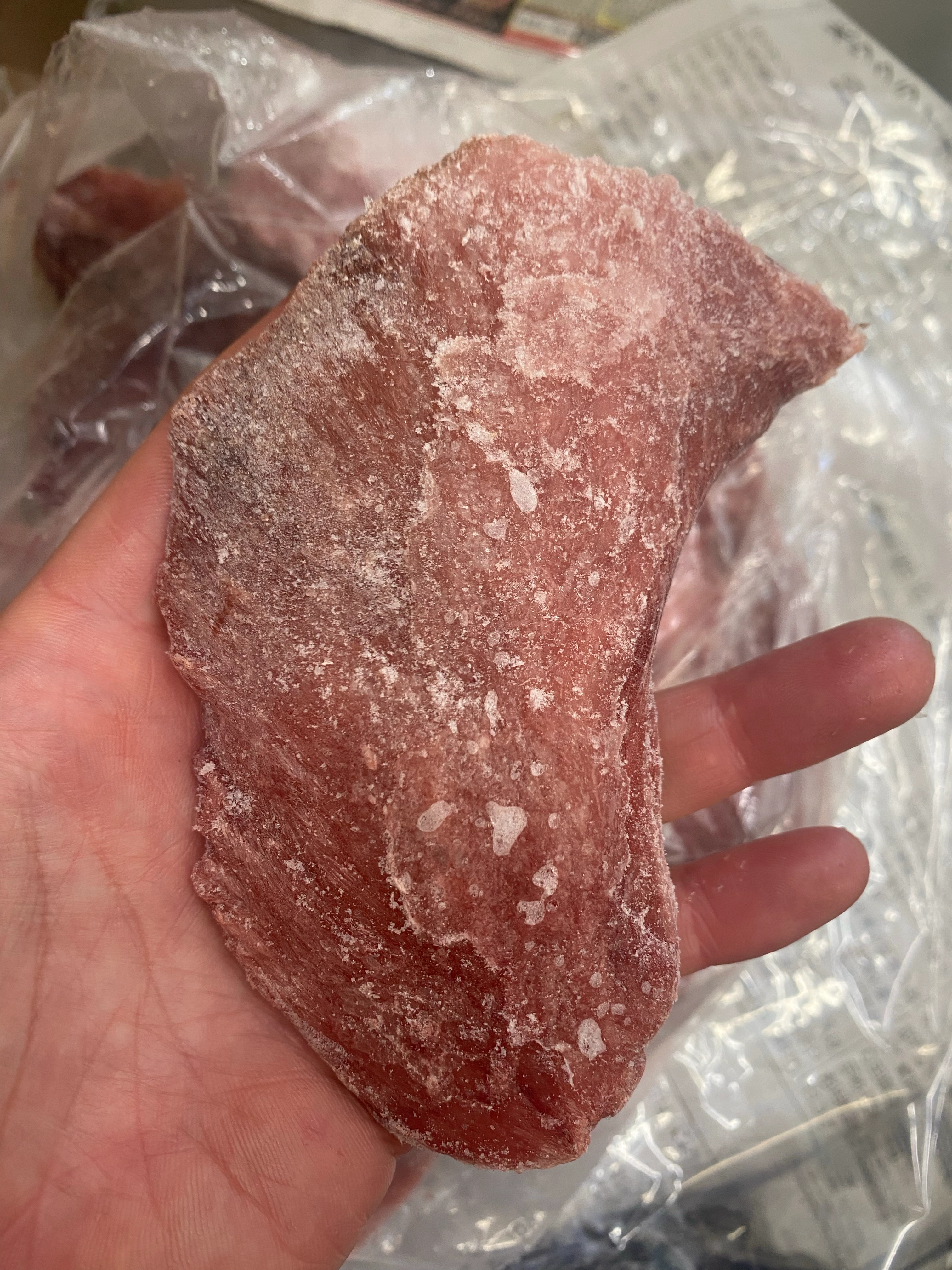 希少部位！冷凍マグロ頬肉