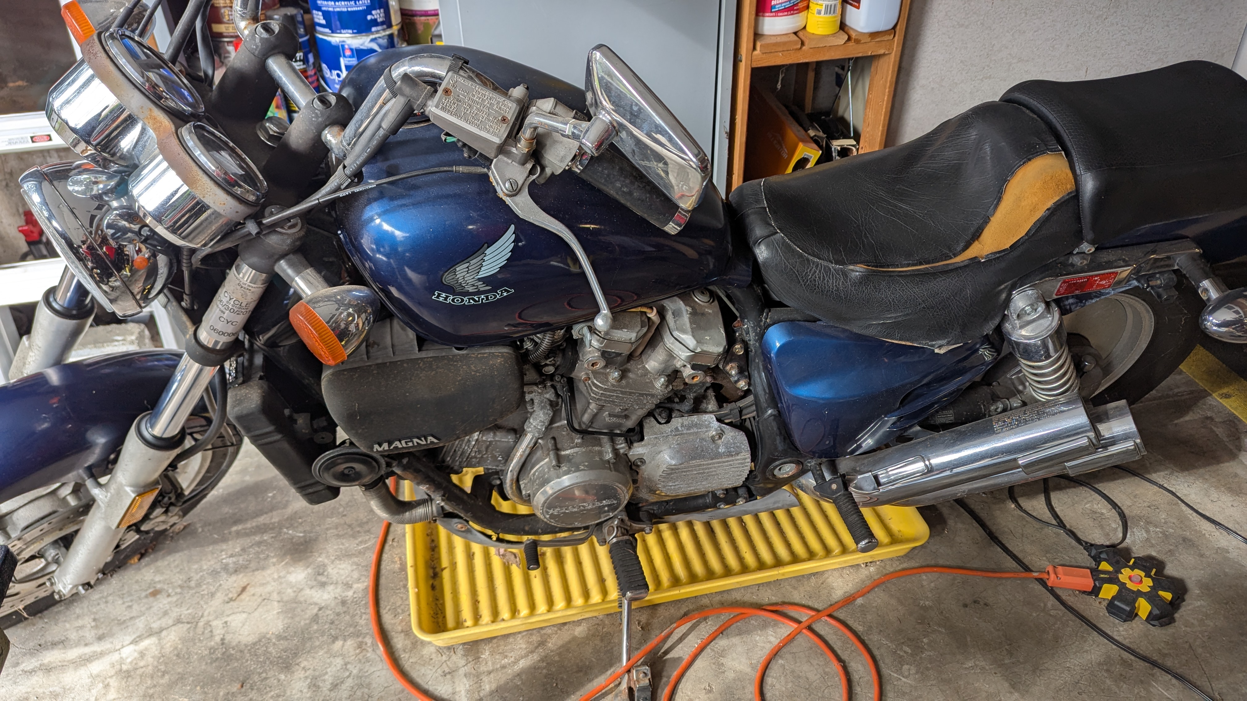 1987 Honda Super Magna (VF700C)