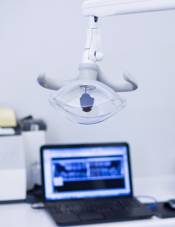 Dental technology and clinic detail 16