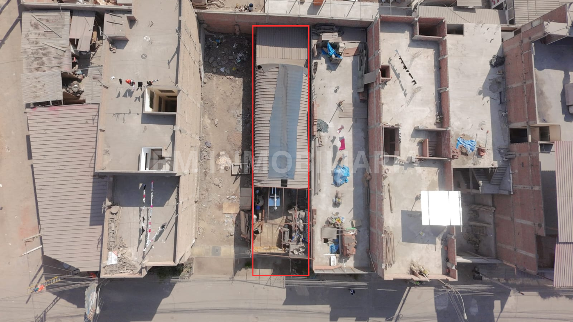 TERRENO EN C. PARAÍSO 