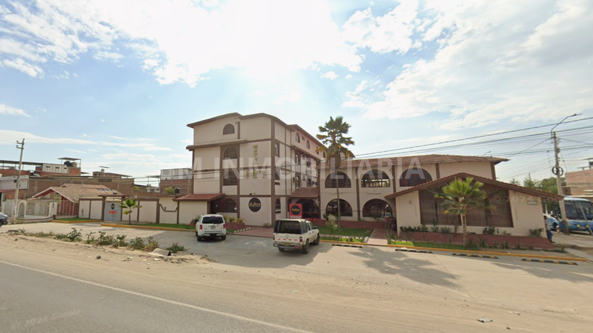 Excelente Local Comercial Frente a Tottus