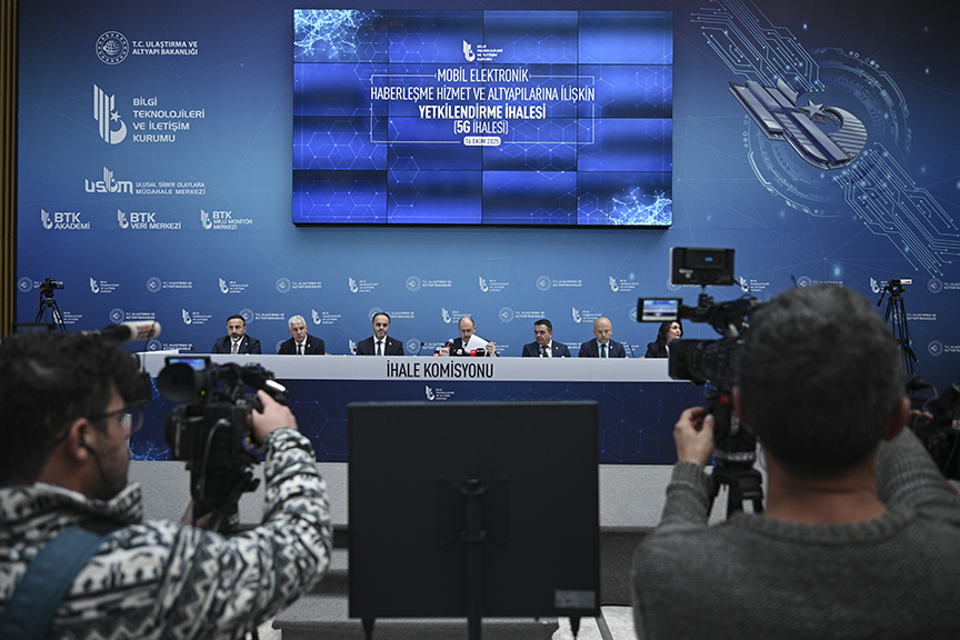 5G ihalesinde en yüksek teklifler toplamı 3 milyar 534 milyon dolar oldu