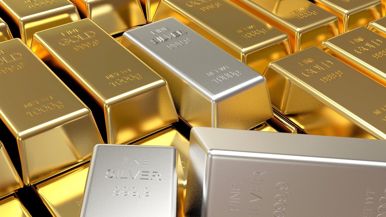 21 Ekim Altın ve Gümüş Fiyatları: Piyasada Dalgalı Sabah, Yatırımcılar Tedirgin