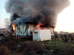 Hatay’da Korkutan Yangın! Depremzede Ailenin Konteyneri Küle Döndü