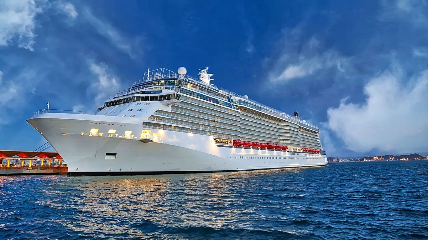 Alkolsüz Cruise’da Helal Yaşam! Dünyanın İlk “Müslüman Dostu” Kruvaziyeri Kasım’da Denizlerle Buluşuyor