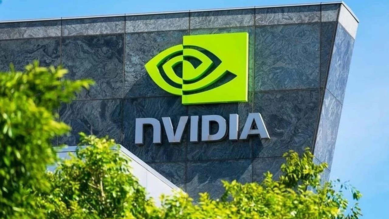 Nvidia Tarih Yazdı: 5 Trilyon Dolar Değerle Dünyanın En Büyük Şirketi Oldu
