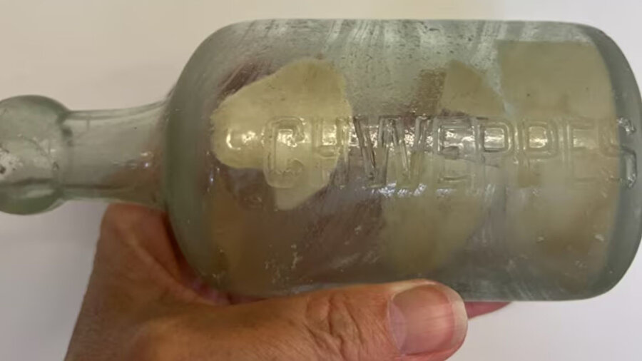 Avustralya sahilinde 100 yıllık sır: Birinci Dünya Savaşı’ndan şişedeki mektuplar bulundu