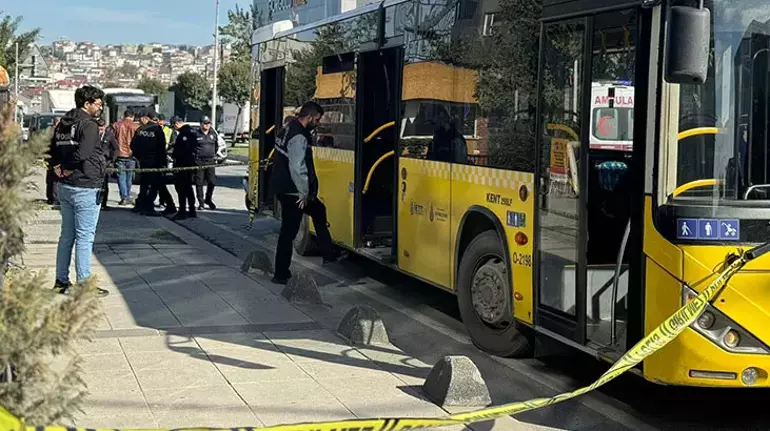 İETT Otobüsünde Bıçaklı Dehşet: 1 Ölü, 2 Yaralı!