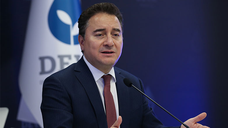 Babacan: “Geniş kesimler hızla yoksullaşırken bir avuç insan servetine servet katıyor”