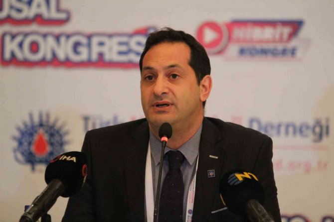 Hematoloji Uzmanı Açığı Derinleşiyor: “Lösemi ve Lenfomayı Kim Tedavi Edecek?”