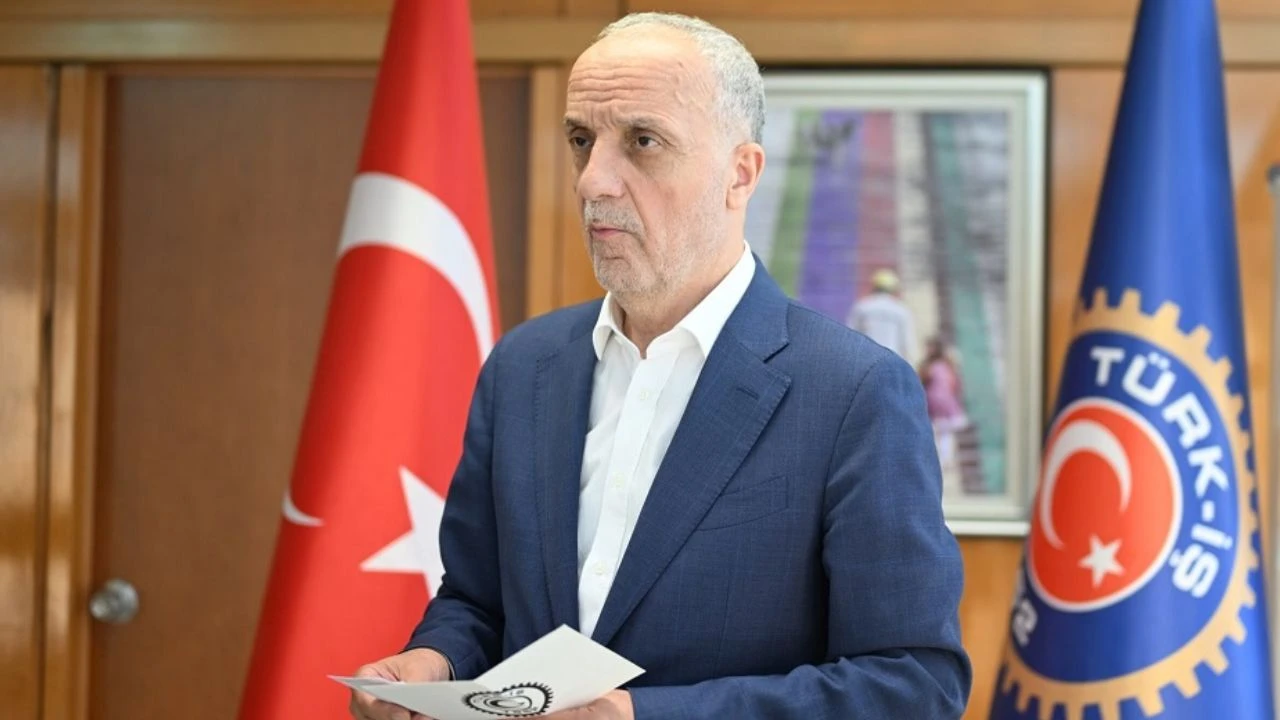 TÜRK-İŞ’ten Sert Uyarı: “Yönetmelik Değişmezse Asgari Ücret Komisyonu’na Katılmayacağız”