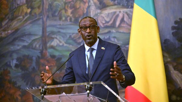 “Akaryakıt Krizi” Yaşayan Ülkede Dışişleri Bakanı: “Bu Tesadüf Değil”