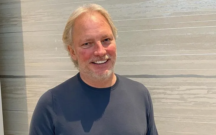 Adnan Şen’in Sağlık Durumu Ciddi: ‘Kafatası Açılacak’ İddiası Gündemde!