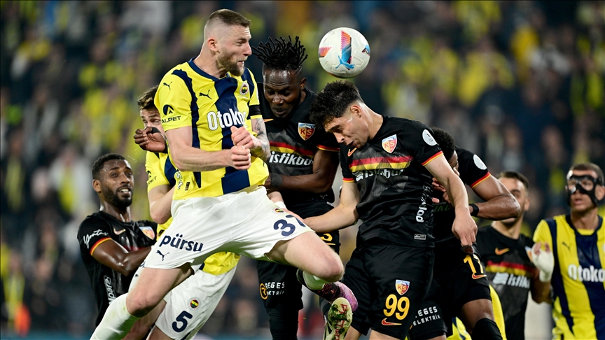 Fenerbahçe –  Kayserispor Maçı Başladı!