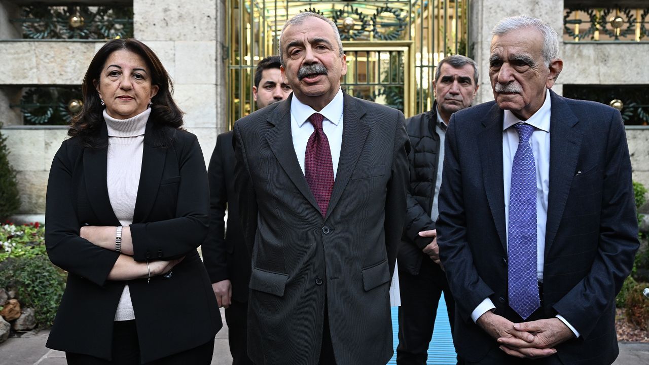 Öcalan’la Komisyon Görüşmesi Yaklaşık 3 Saat Sürdü