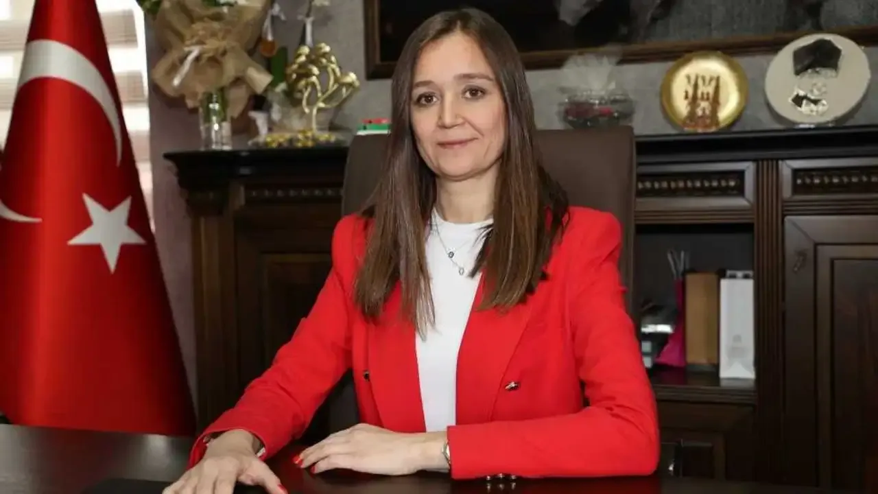 Kanser Tedavisi Gören Başkan Gülşah Durbay’dan Hastanede Yeni Gelişme