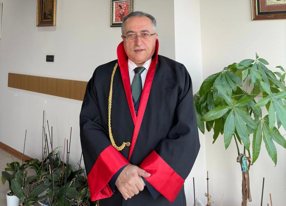 Emekli Başsavcı Mehmet Demir: Anadolu Çocuğuyum  Karşılığını Alırsın!