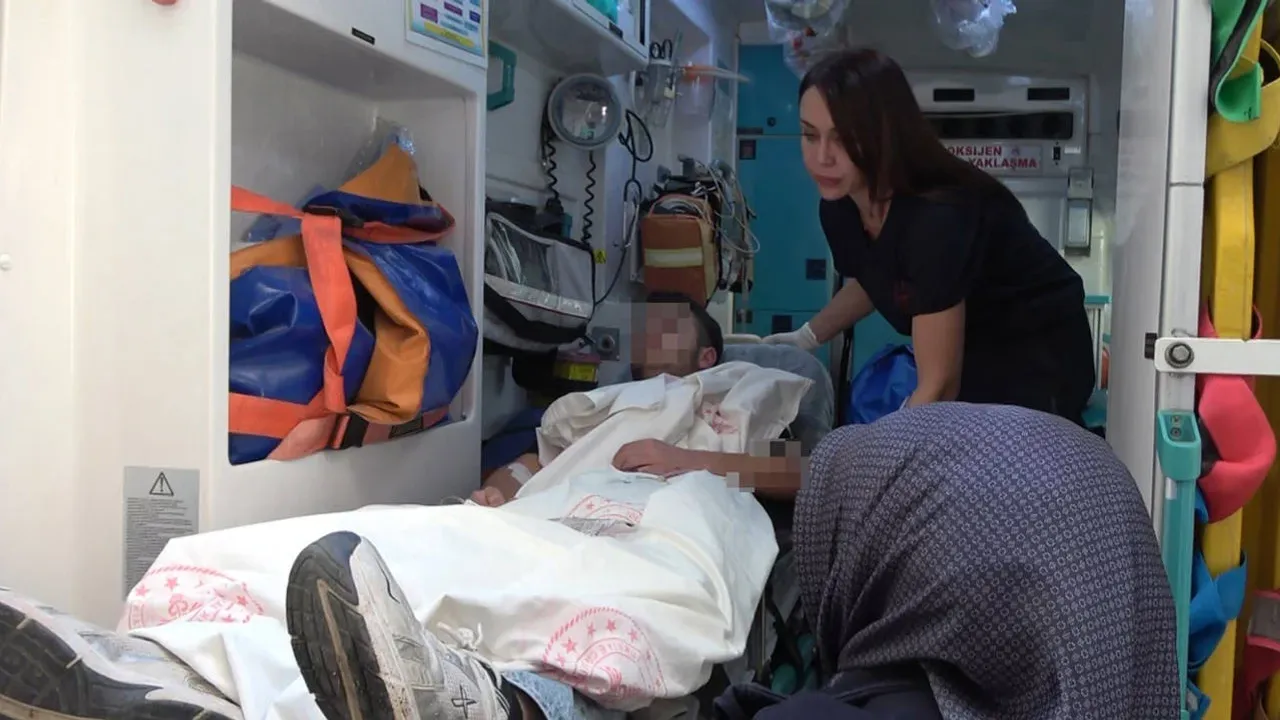 Akran Şiddeti Kanlı Bitti: Ortaokul Öğrencisi Bıçaklandı