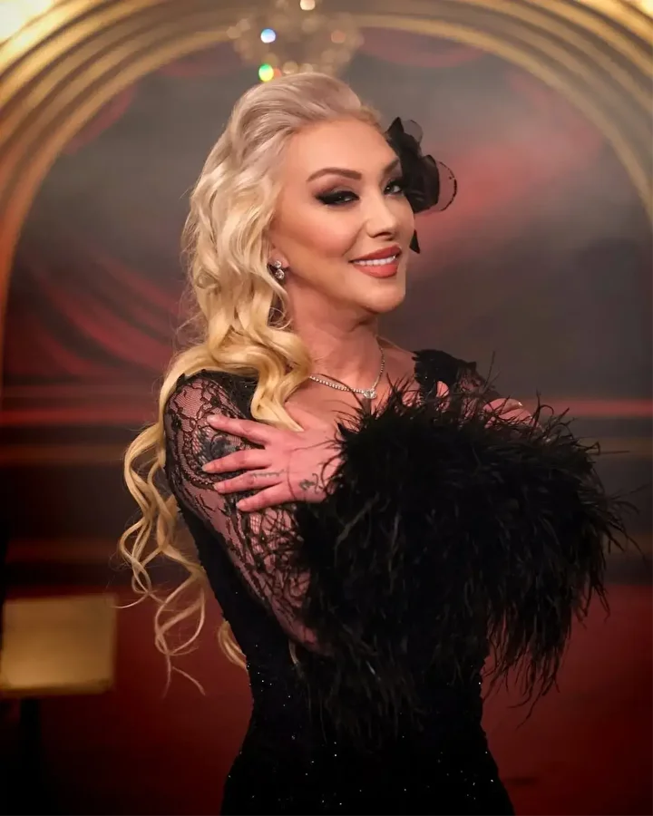 Şarkıcı Güllü’nün Kızı Tuğyan Ülkem Gülter Gözaltında