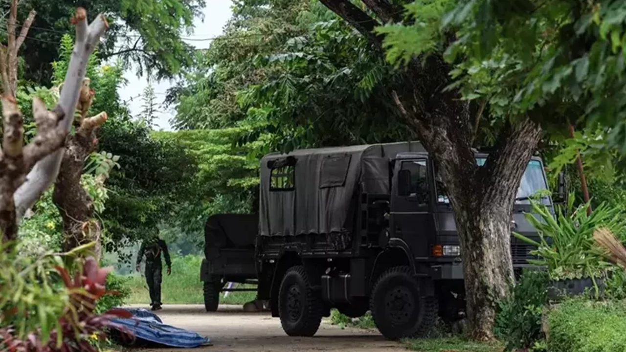 Tayland’da Alarm Seviyesi Yükseldi: Sokaklara Çıkmak Yasaklandı