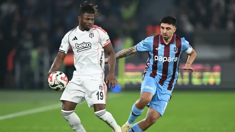 Fatih Tekke’den Sert Hakem Eleştirisi