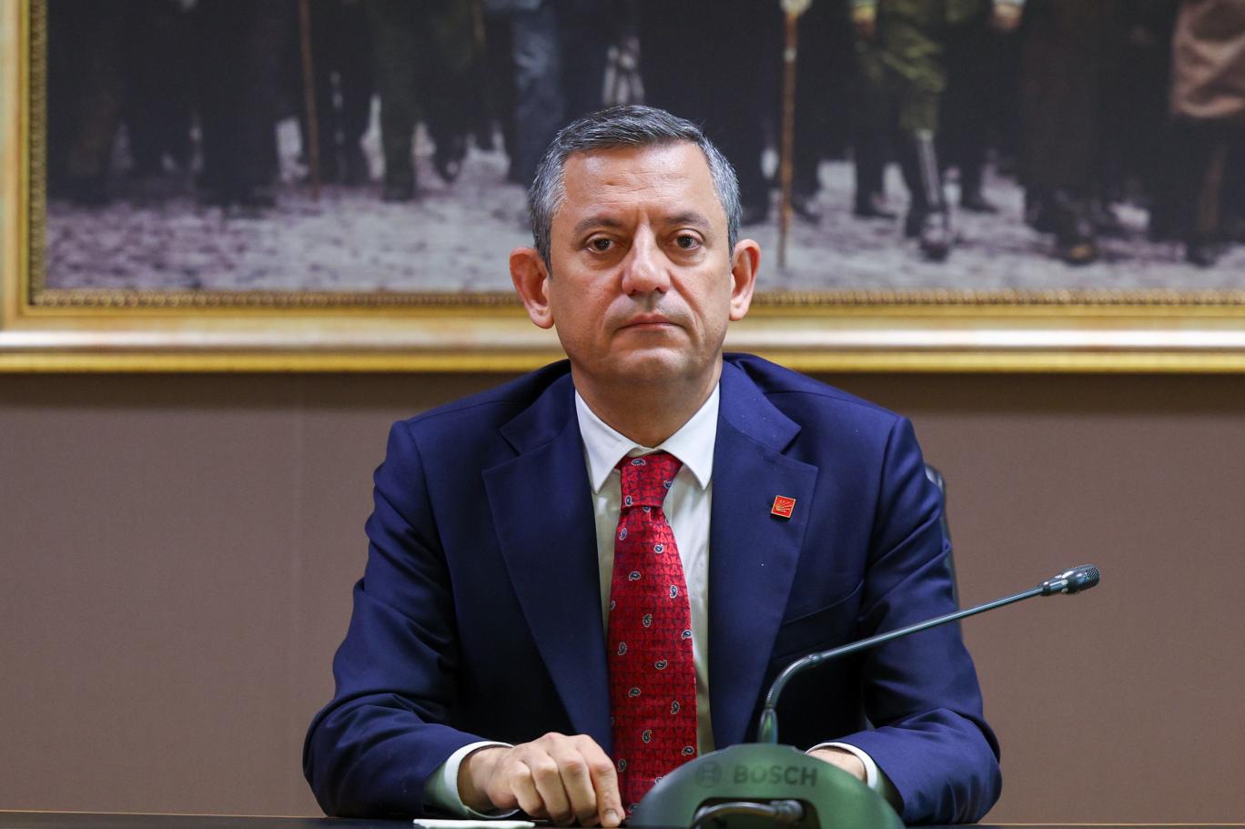 Özgür Özel’den Erdoğan’a Sert Eleştiri