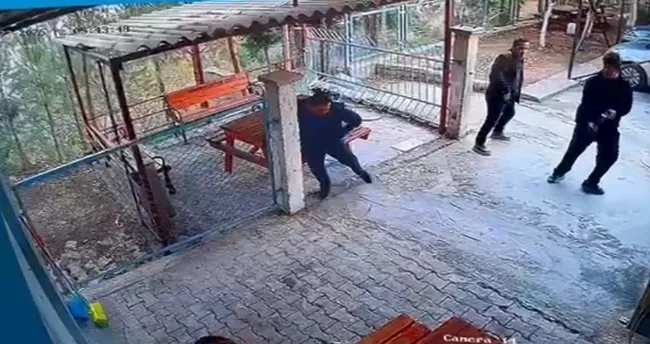 Mersin’de Okulda Dehşet: 12 Yaşındaki Öğrenci Okul Müdürünü Tüfekle Vurdu