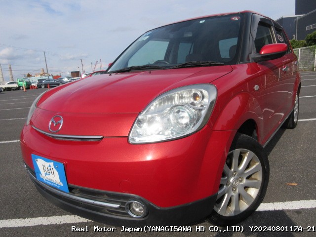 2010 MAZDA VERISA