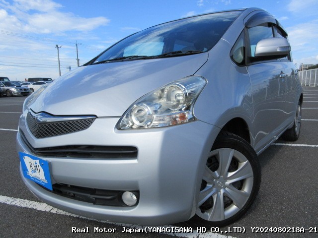 2009 TOYOTA RACTIS