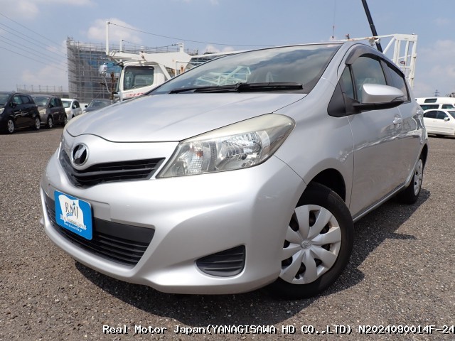 2013 TOYOTA VITZ