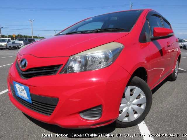 2011 TOYOTA VITZ