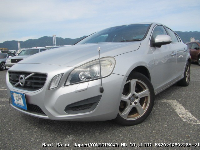 2011 VOLVO S60