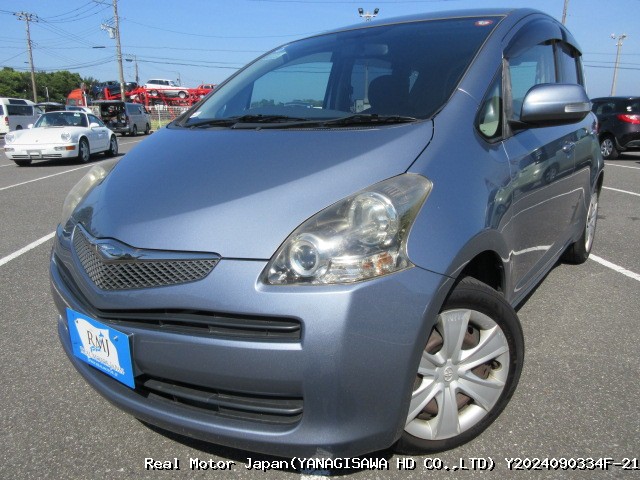 2010 TOYOTA RACTIS