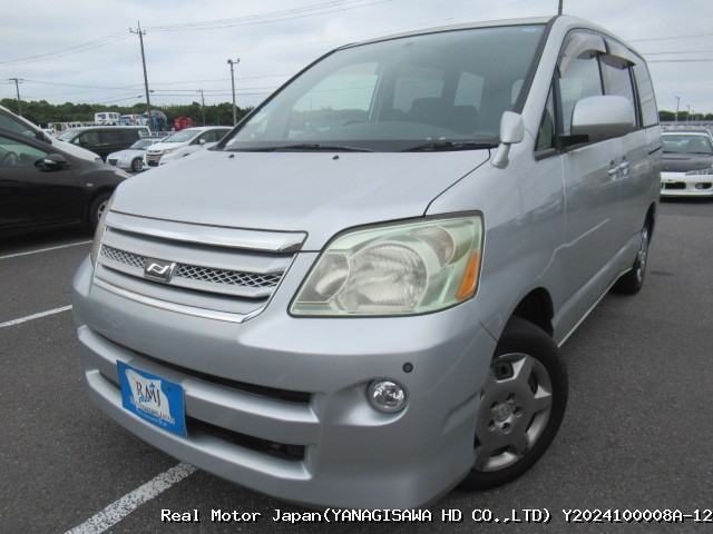 2005 TOYOTA NOAH