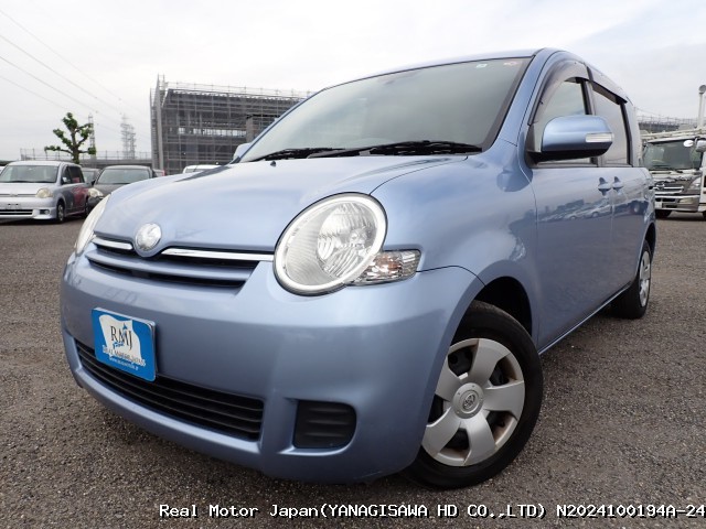 2011 TOYOTA SIENTA