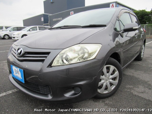 2011 TOYOTA AURIS